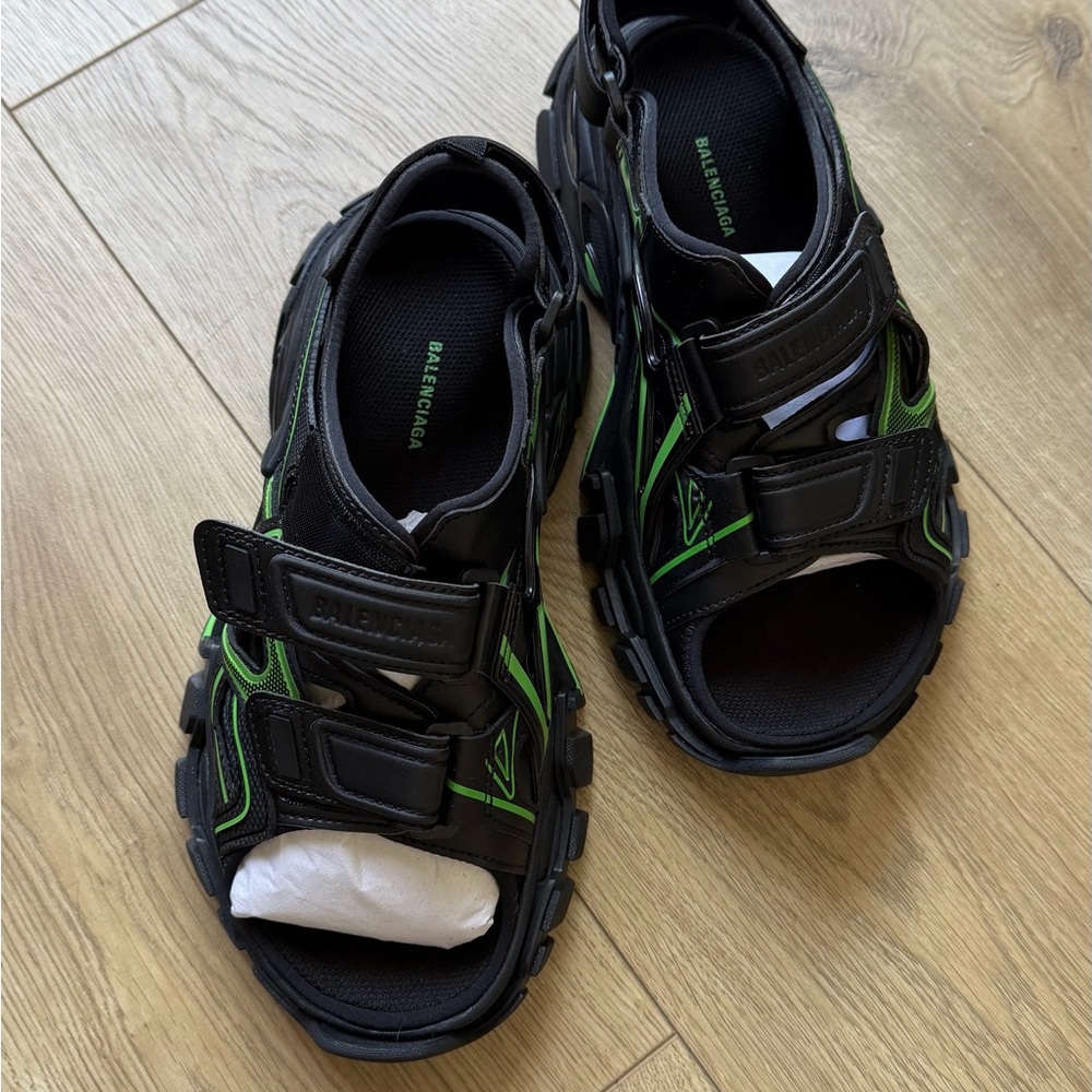 Balenciaga Women's Sandals in Black and Green
